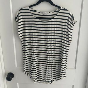 Green Envelope Womens Sleeveless Top